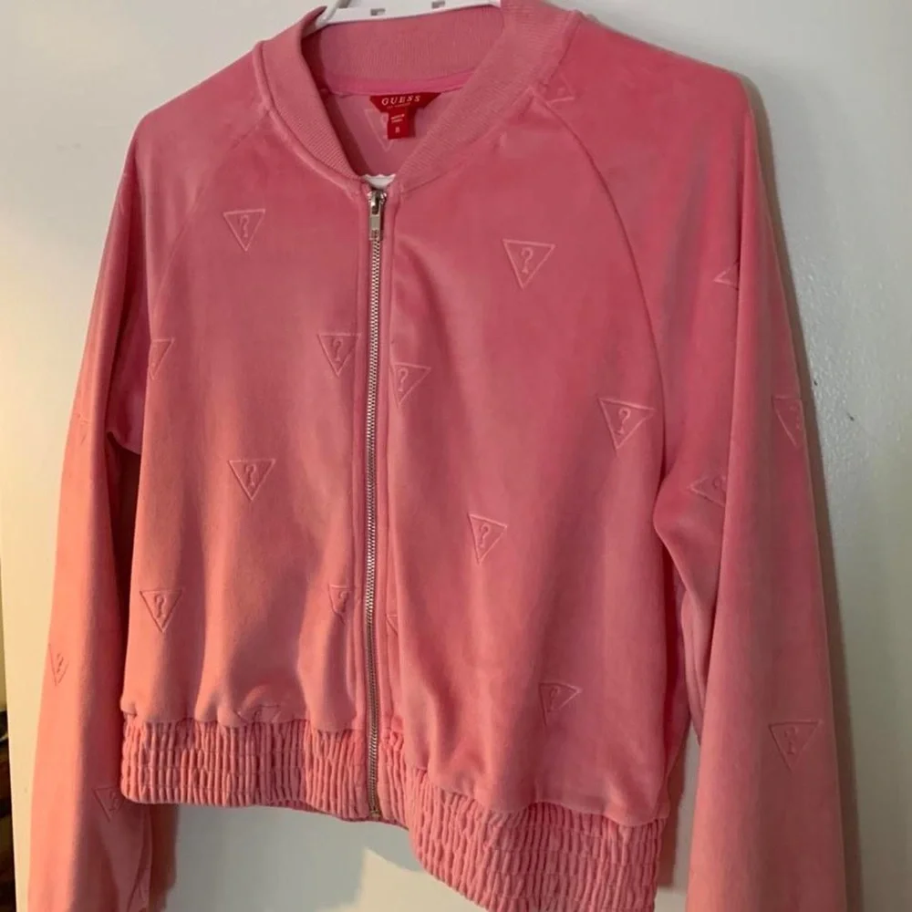 Guess pink zip up hoodie - Picture 2 of 3